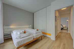 Balcone Sui Tigli Few Min From The Lake