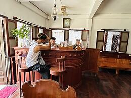 Villa Thida Mekong Riverside