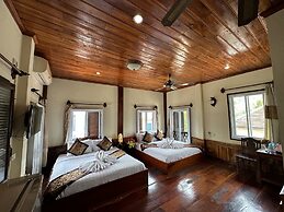 Villa Thida Mekong Riverside