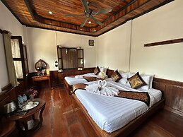 Villa Thida Mekong Riverside
