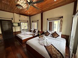 Villa Thida Mekong Riverside