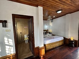 Villa Thida Mekong Riverside