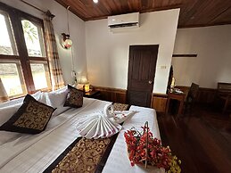 Villa Thida Mekong Riverside
