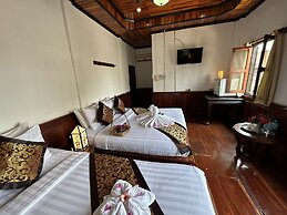 Villa Thida Mekong Riverside