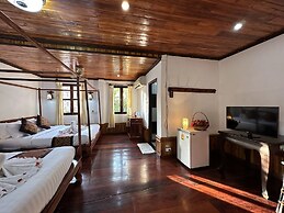 Villa Thida Mekong Riverside