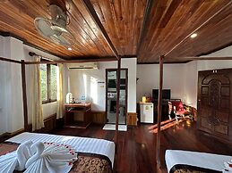 Villa Thida Mekong Riverside