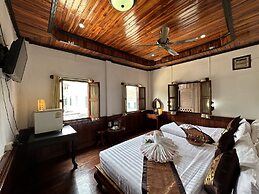 Villa Thida Mekong Riverside