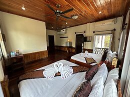 Villa Thida Mekong Riverside
