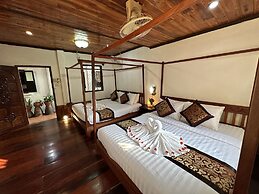 Villa Thida Mekong Riverside