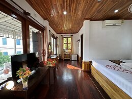 Villa Thida Mekong Riverside