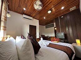 Villa Thida Mekong Riverside