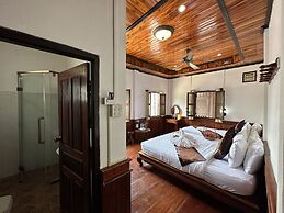 Villa Thida Mekong Riverside