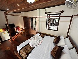 Villa Thida Mekong Riverside