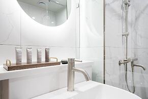 Brown Dot Hotel Ajung