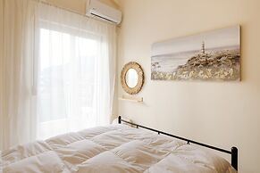 Marathon Luxury Suites - Schinias Beach