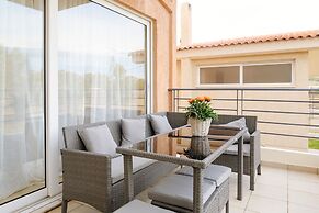 Marathon Luxury Suites - Schinias Beach