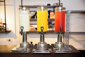 Omina Hanoi Hotel and Restaurant