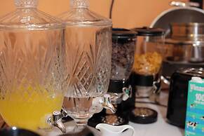 Omina Hanoi Hotel and Restaurant