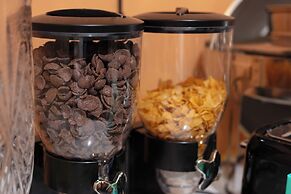 Omina Hanoi Hotel and Restaurant