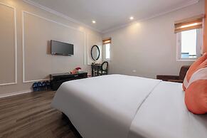 Omina Hanoi Hotel and Restaurant