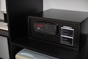 Omina Hanoi Hotel and Restaurant