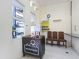 SPOT ON 90780 Gang Tengah Homestay Syariah