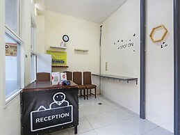 SPOT ON 90780 Gang Tengah Homestay Syariah