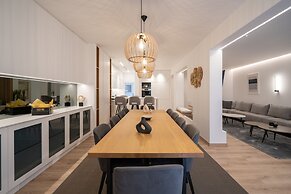 Kolonaki Upscale 4 bdr Luxury apartment