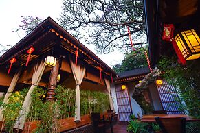 Yushili Hotel & Restaurant