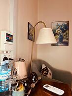 Yushili Hotel & Restaurant