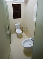 Yushili Hotel & Restaurant