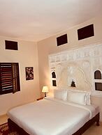 Yushili Hotel & Restaurant