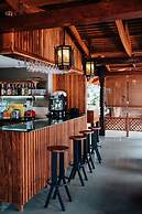 Yushili Hotel & Restaurant