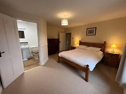 Stunning 4-bed Grade II House in the Lake District