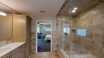 Roanoke 4 Bedroom Home