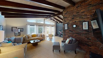 Roanoke 4 Bedroom Home