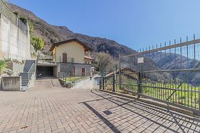 Varenna Wanderlust in Perledo