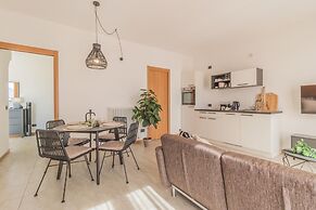 Varenna Wanderlust in Perledo