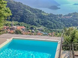 Varenna Wanderlust in Perledo