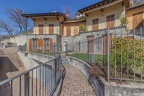 Varenna Wanderlust in Perledo