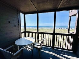 Tilghman Beach And Racquet Club 122 3 Bedroom Condo by RedAwning