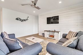 Just Beachy 3 Bedroom Home by RedAwning