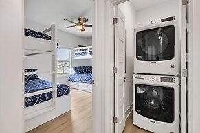 Just Beachy 3 Bedroom Home by RedAwning