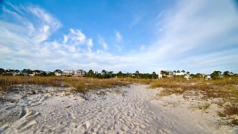 Heels In The Sand - 205 Magnolia Ct 3 Bedroom Home by RedAwning