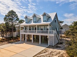 Heels In The Sand - 205 Magnolia Ct 3 Bedroom Home by RedAwning