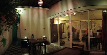 Suriya Guest Home Stay Mirissa