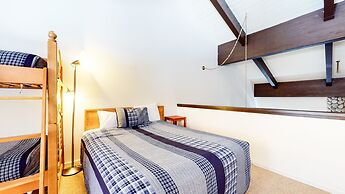 Bridges #308 4 Bedroom Condo by RedAwning