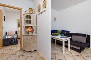 Torunska Apartment Pobierowo by Renters