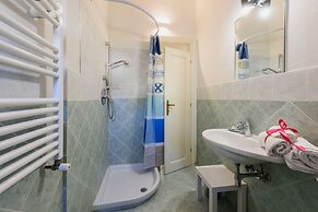 Santa Maria Novella Classic by Mmega