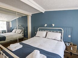 The Penthouse @ No 5